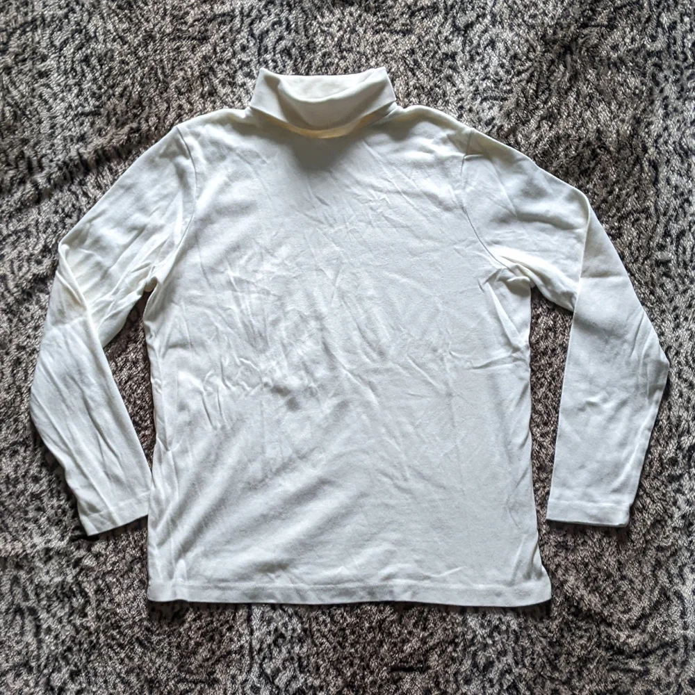 Cream turtleneck - Picture 3 of 6